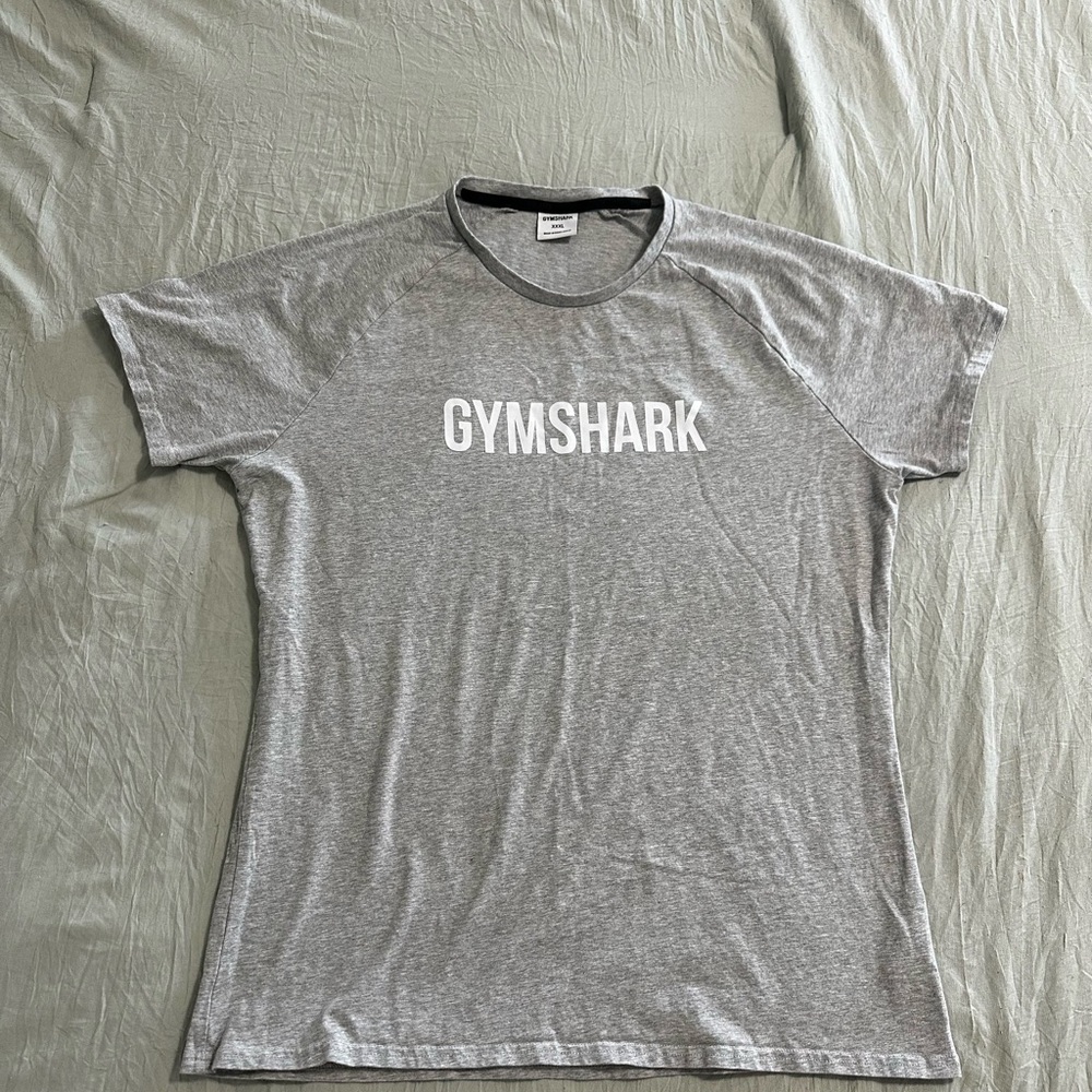 Gymshark Men’s Gray T-Shirt